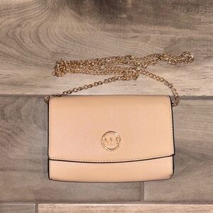 Elegant Tan clutch-sized purse with removable Chain Strap! NWOT